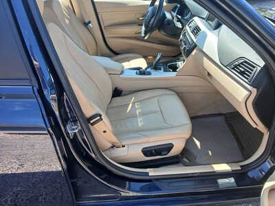 2013 BMW 3 Series, $7900. Photo 12