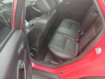 2014 Ford Focus, $5500. Photo 10