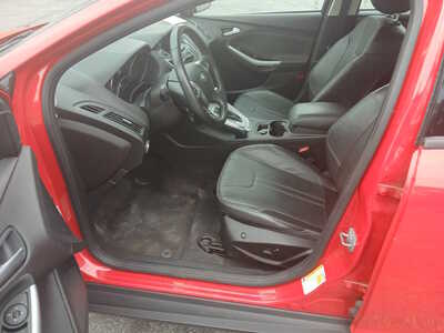 2014 Ford Focus, $5500. Photo 9