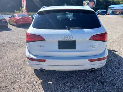 2014 Audi Q5, $7800. Photo 4