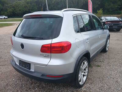 2013 Volkswagen Tiguan, $7800. Photo 5