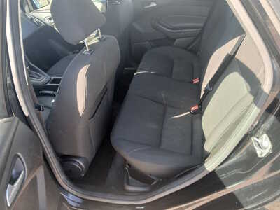 2016 Ford Focus, $5500. Photo 10