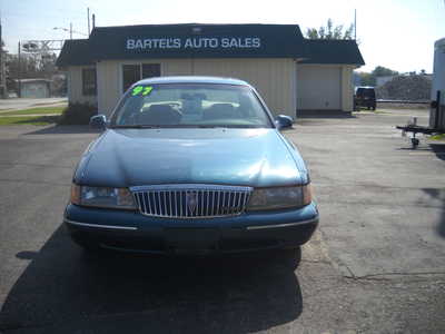 1997 Lincoln Continental, $3900. Photo 2