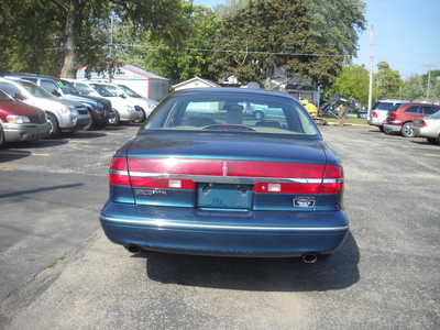 1997 Lincoln Continental, $3900. Photo 6