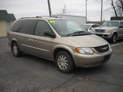 2003 Chrysler Town & Country, $3750. Photo 1