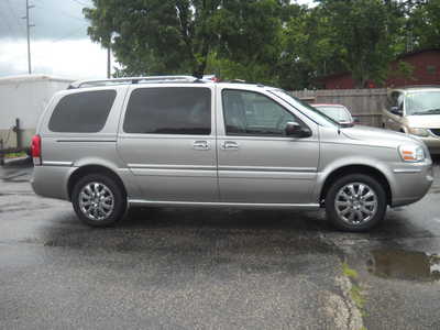 2005 Buick Terraza, $4700. Photo 4