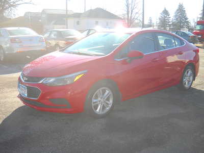 2017 Chevrolet Cruze, $8500. Photo 3