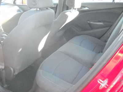 2017 Chevrolet Cruze, $8500. Photo 10