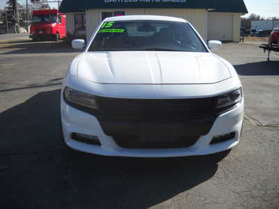 2015 Dodge Charger, $14000. Photo 2