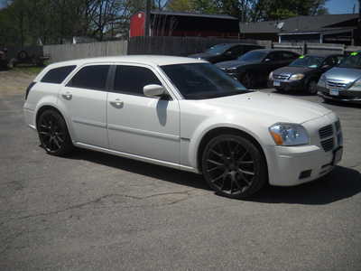 2006 Dodge Magnum, $9500. Photo 3