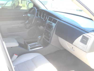 2006 Dodge Magnum, $9500. Photo 11