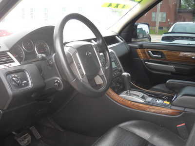 2008 Land Rover Range Rover, $7995. Photo 9