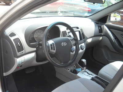2008 Hyundai Elantra, $5150. Photo 9
