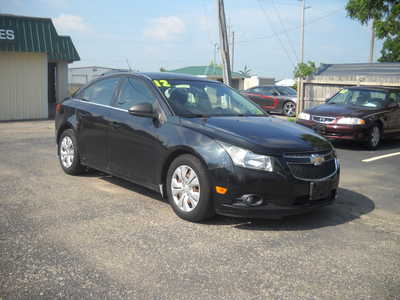 2012 Chevrolet Cruze, $5200. Photo 3