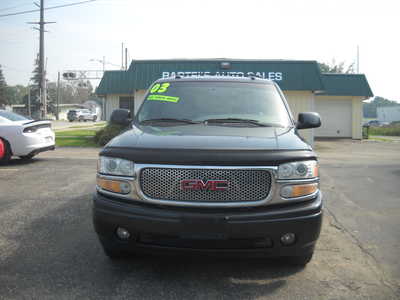 2003 GMC Yukon, $5995. Photo 2