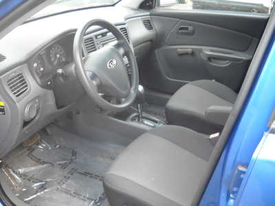 2007 Kia Rio, $4450. Photo 9