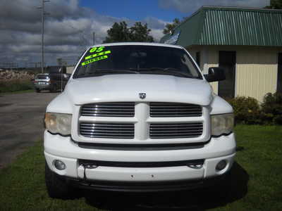 2005 Dodge 2500 Crew Cab, $16000. Photo 3