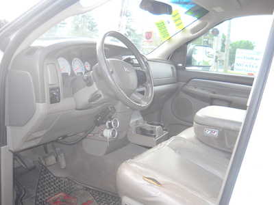 2005 Dodge 2500 Crew Cab, $16000. Photo 9