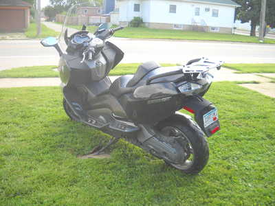 2013 BMW Motorcycle, $2000. Photo 5