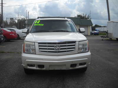 2002 Cadillac Escalade, $5995. Photo 2