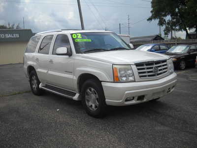 2002 Cadillac Escalade, $5995. Photo 3