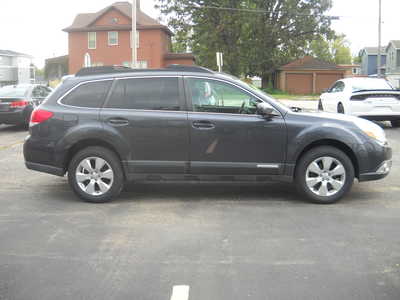 2010 Subaru Outback, $6250. Photo 4