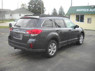 2010 Subaru Outback, $6250. Photo 5