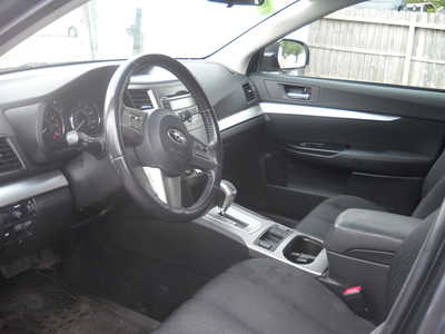 2010 Subaru Outback, $6250. Photo 9