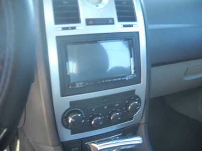 2006 Chrysler 300, $6995. Photo 12
