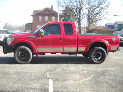 2012 Ford F250 Ext Cab, $8000. Photo 2