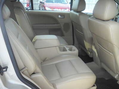 2005 Ford Freestyle, $4995. Photo 9