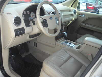 2005 Ford Freestyle, $4995. Photo 12