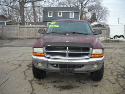 2001 Dodge Dakota Crew Cab, $4995. Photo 2