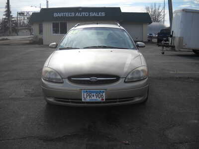 2000 Ford Taurus, $2500. Photo 2