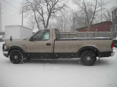 2001 Ford F150 Reg Cab, $2995. Photo 2