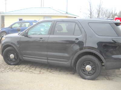 2015 Ford Explorer, $4995. Photo 8