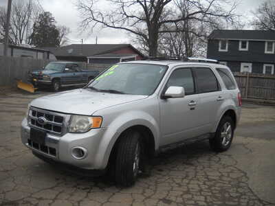2012 Ford Escape, $2200. Photo 1