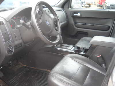 2012 Ford Escape, $2200. Photo 10