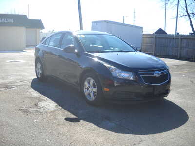 2014 Chevrolet Cruze, $5995. Photo 3