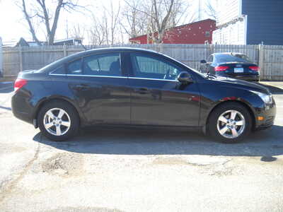 2014 Chevrolet Cruze, $5995. Photo 4