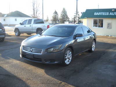 2013 Nissan Maxima, $4750. Photo 1