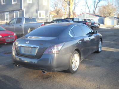 2013 Nissan Maxima, $4750. Photo 5