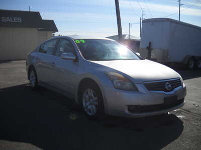 2009 Nissan Altima, $5500. Photo 3