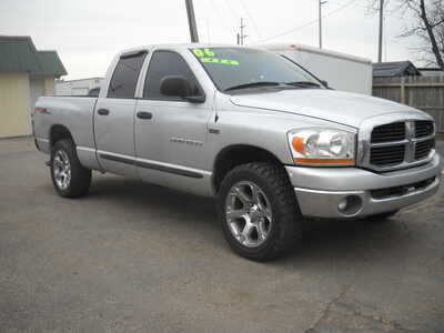 2006 Dodge 1500 Crew Cab, $7700. Photo 1