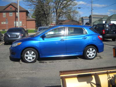 2010 Toyota Matrix, $4450. Photo 2