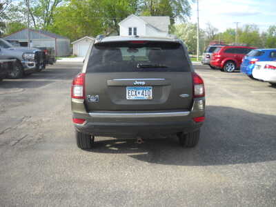 2015 Jeep Compass, $3950. Photo 4