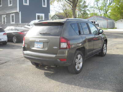 2015 Jeep Compass, $3950. Photo 5