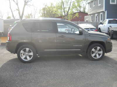 2015 Jeep Compass, $3950. Photo 6