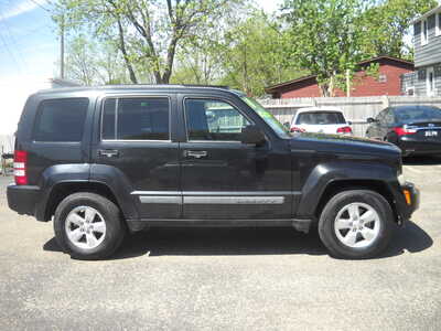 2010 Jeep Liberty, $3750. Photo 8