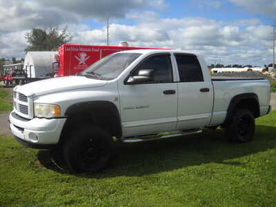 2005 Dodge 2500 Crew Cab, $11000. Photo 3